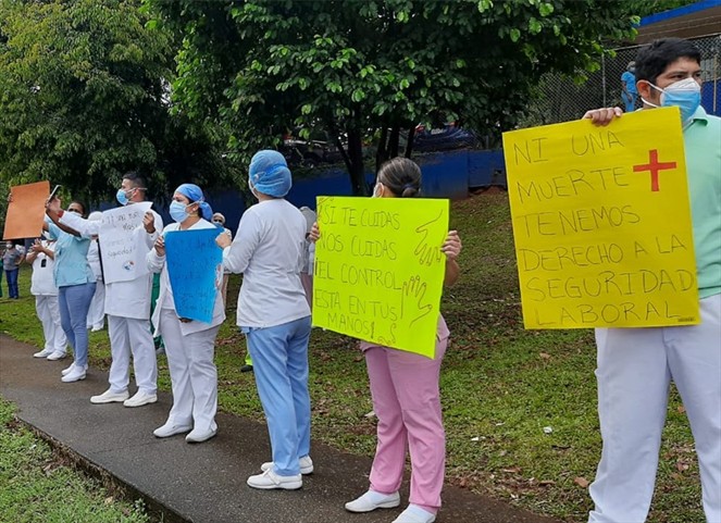 Noticia Radio Panamá | Enfermeras siguen manifestándose por la falta de insumos