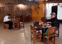 Noticia Radio Panamá | Poco movimiento en restaurantes a pesar de autorización para que comensales puedan ser atendidos de forma presencial