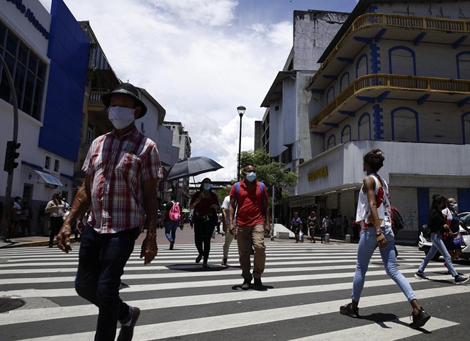 Noticia Radio Panamá | Autoridades modifican medidas de movilidad en varias provincias en base a incidencia de casos COVID-19