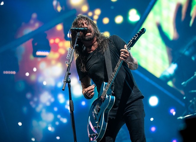 Noticia Radio Panamá | Medicine at Midnight, el nuevo disco de Foo Fighters