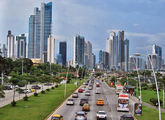 Noticia Radio Panamá | PIB de Panamá se contrae en -18.9% de enero a junio en comparación con el año pasado