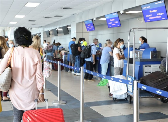 Noticia Radio Panamá | Aeropuerto Internacional de Tocumen movilizó 4.5 millones de pasajeros en 2020