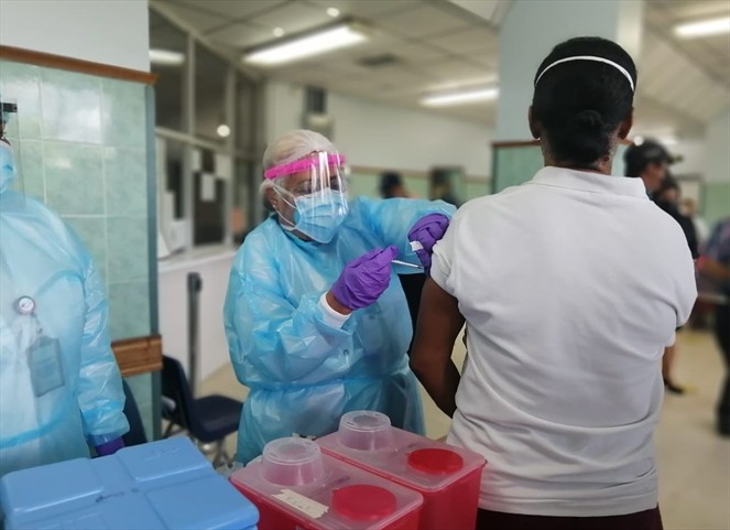Noticia Radio Panamá | Anuncian sanciones en caso de comprobarse irregularidades en la aplicación de vacunas para COVID-19