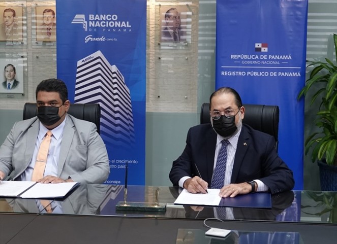 Noticia Radio Panamá | Registro Público firma convenio para automatizar procesos con el Banco Nacional
