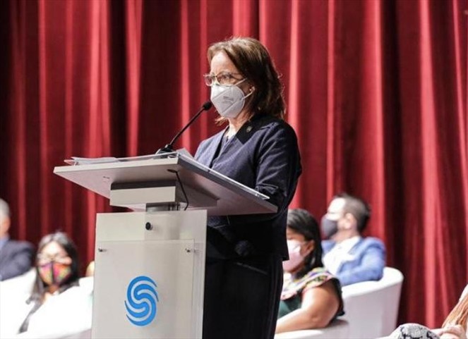 Noticia Radio Panamá | Más de 10 mil propuestas sobre educación, salud y agua ha recibido el Pacto Bicentenario «Cerrando Brechas»