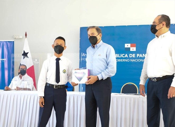 Noticia Radio Panamá | Cortizo llama la atención de los ciudadanos ante posible aumento de casos de Covid-19
