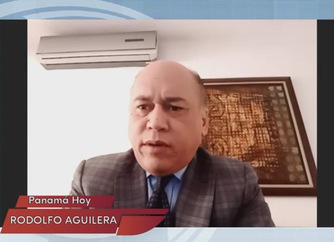 Noticia Radio Panamá | Aguilera: «Hay una buena oportunidad para una nueva Constitución»