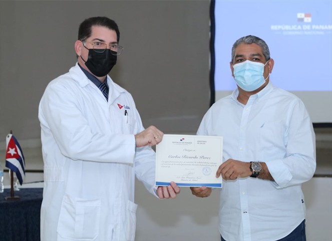 Noticia Radio Panamá | Ministerio de Salud reconoce la labor del personal médico cubano