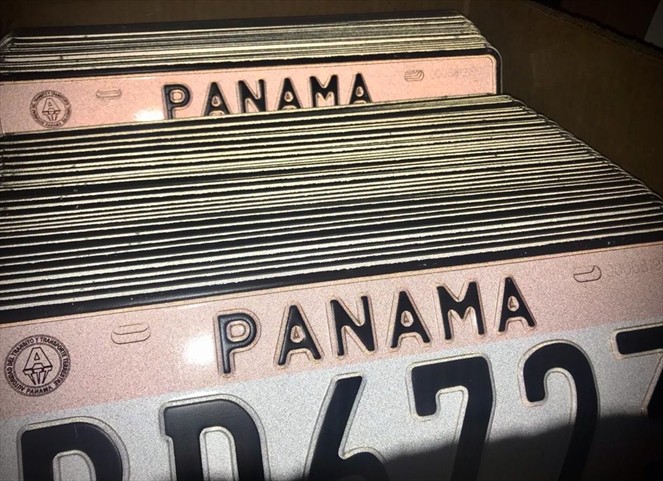 Noticia Radio Panamá | Asamblea Nacional aprueba en segundo debate Proyecto de Ley sobre la placa única y definitiva