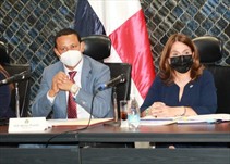 Noticia Radio Panamá | Ministra de Educación comparece ante la Asamblea Nacional