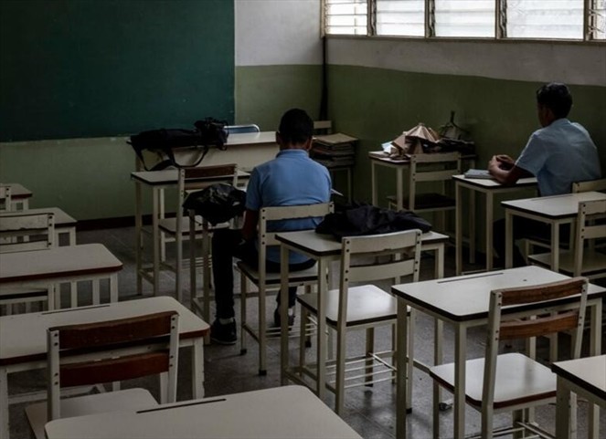 Noticia Radio Panamá | Promulgan Decreto Ejecutivo N° 435 que modifica Calendario Escolar 2021