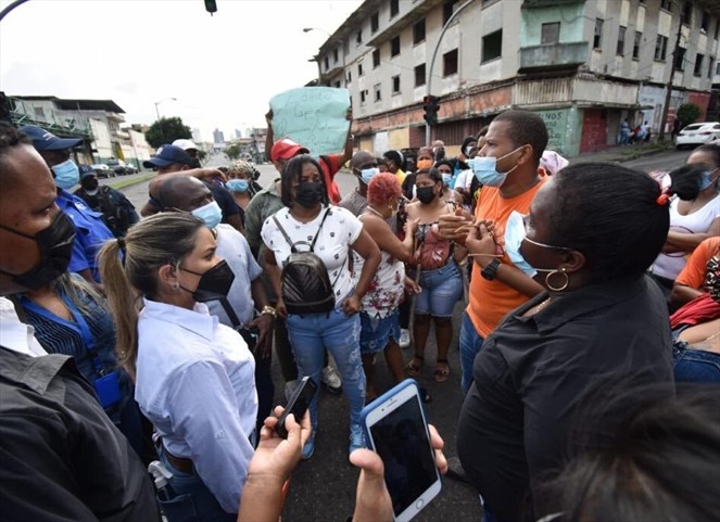 Noticia Radio Panamá | Reubican a familias del edificio Capira a Santa Ana luego del desplome de la estructura