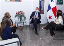 Noticia Radio Panamá | Embajador de la UE habla de la cooperación en conjunto de proyectos sobre el medio ambiente y la mujer
