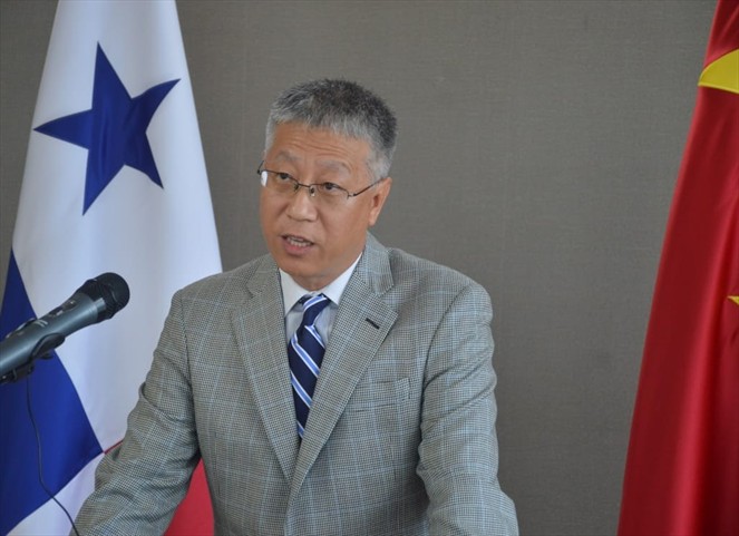 Noticia Radio Panamá | China es el socio comercial número uno de Panamá/ Embajador Wei Qiang