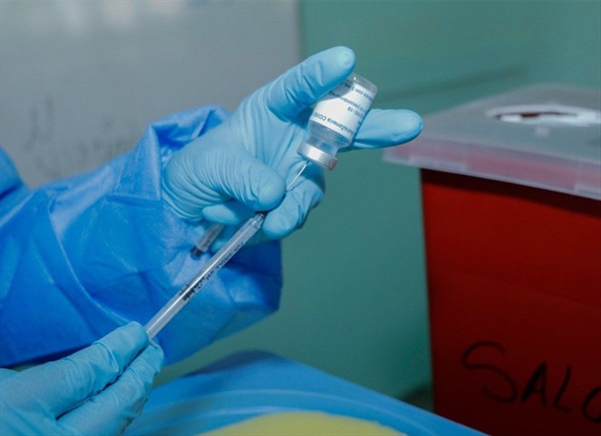 Noticia Radio Panamá | Continúan jornadas de vacunación con AstraZeneca en el circuito 8-7