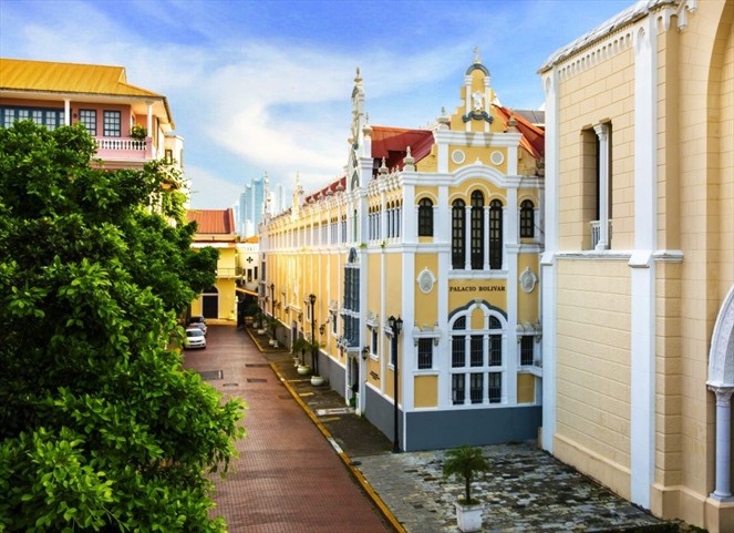Noticia Radio Panamá | Conjunto Monumental y Patrimonial Palacio Bolívar reabre sus puertas al público