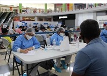 Noticia Radio Panamá | Centro de vacunación Westland Mall solo aplicará segunda dosis de vacuna AstraZeneca desde el 19 de julio