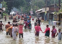 Noticia Radio Panamá | Torrenciales lluvias provocan inundaciones y deslaves en La India