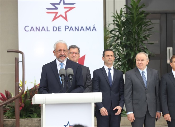 Noticia Radio Panamá | Vásquez: “ACP otorgó el permiso de compatibilidad para construcción del túnel”