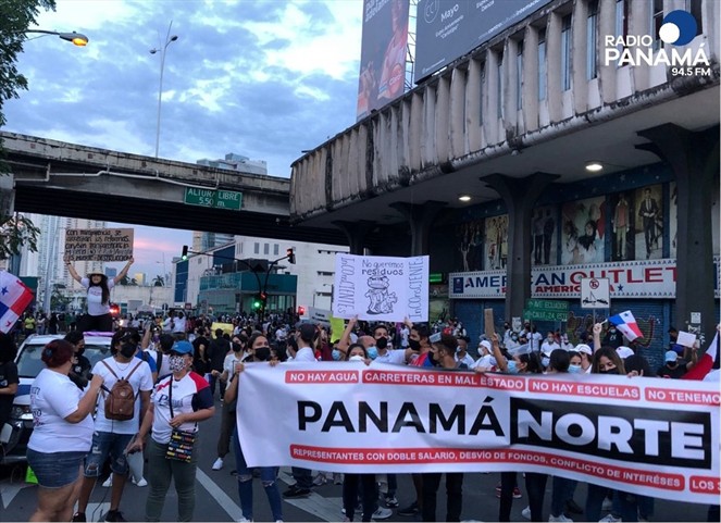 Noticia Radio Panamá | Ciudadanos se tomaron las calles, clamaron respeto y transparencia en discusión sobre reformas electorales