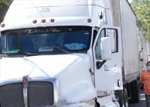 Noticia Radio Panamá | Conductores de camiones cerraron vías, denuncian que se sienten ‘burlados’ por el gobierno