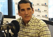 Noticia Radio Panamá | Rómulo Roux presentará solicitud de expulsión de los 15 diputados del colectivo político