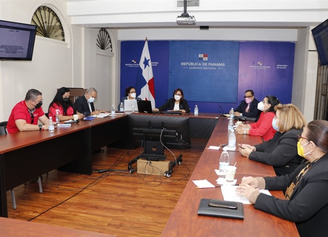 Noticia Radio Panamá | Autoridades de salud y Meduca se reúnen para dialogar sobre la reapertura de universidades
