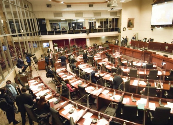 Noticia Radio Panamá | Asamblea Nacional aprueba en tercer debate proyecto de ley 544 que reforma el Código Electoral