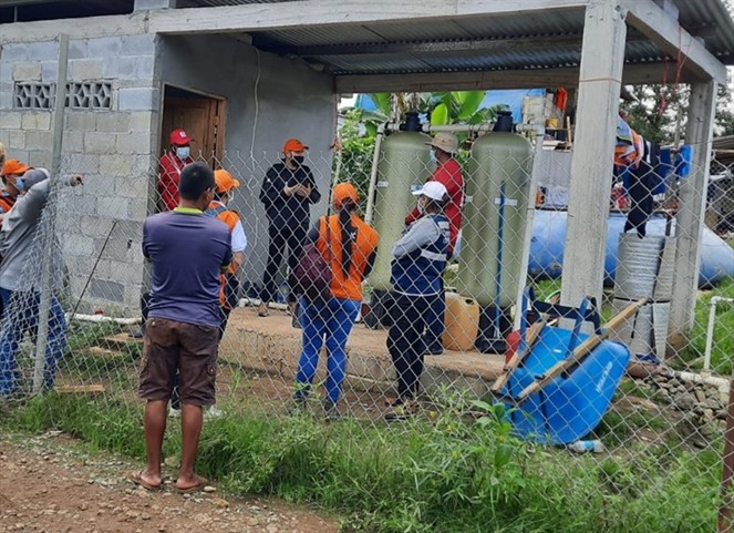 Noticia Radio Panamá | Al menos unos 200 migrantes son trasladados diariamente en Bajo Chiquito