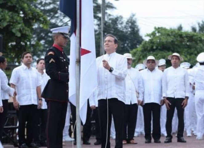 Noticia Radio Panamá | Gobierno Nacional honrará a enfermeras, bomberos y fuerza pública el 3 de noviembre