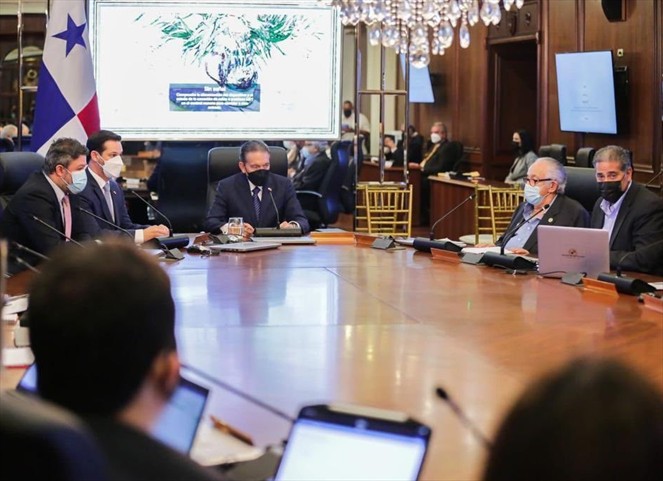 Noticia Radio Panamá | Comisión público-privada para la reactivación económica del país establece siete mesas de trabajo