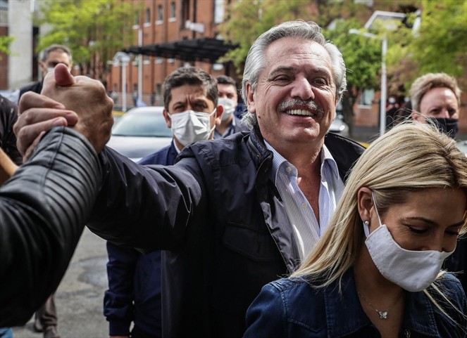 Featured image for “Argentina vota en elección parlamentaria clave para el gobierno de Fernández”