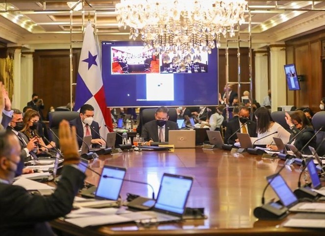Noticia Radio Panamá | Ejecutivo aprueba subsidio de $3 millones para transportistas hasta diciembre próximo