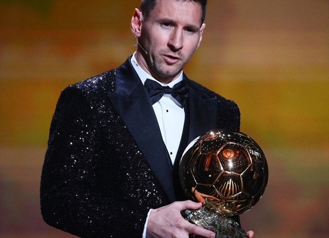 Noticia Radio Panamá | Messi y Alexia Putellas ganan los premios Balón de Oro-2021