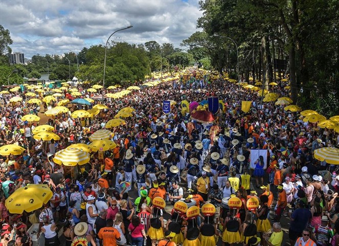 Featured image for “Sao Paulo se suma a Río de Janeiro y cancela su Carnaval callejero por la Covid-19”