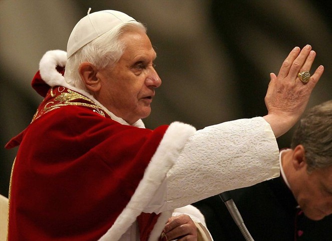 Featured image for “Papa emérito Benedicto XVI, acusado de inacción en casos de pedofilia en Alemania”