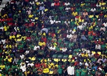 Featured image for “Al menos ocho personas mueren aplastadas frente a estadio de Copa Africana en Camerún”