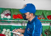 Noticia Radio Panamá | Acodeco realiza verificación en un establecimiento en Aguadulce y detectan productos sin precios a la vista