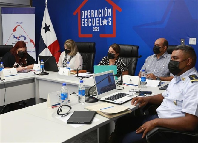 Noticia Radio Panamá | Cortizo: operación Escuela 2022 avanza en un 73%