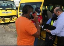 Noticia Radio Panamá | Aforo en busitos colegiales será de 100% con uso obligatorio de pantalla facial y mascarilla
