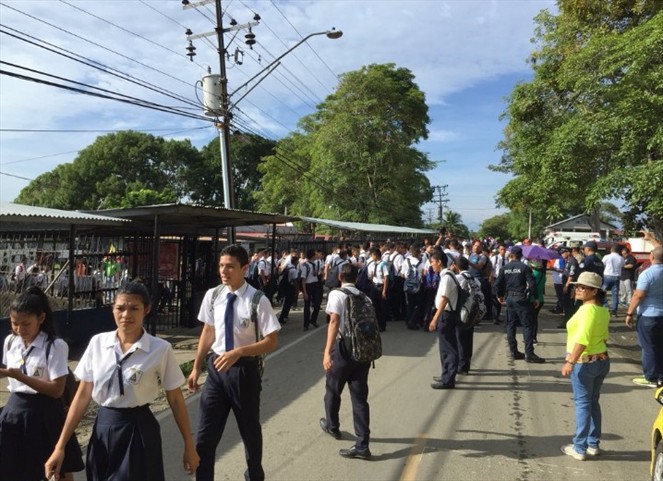 Noticia Radio Panamá | Presidente Cortizo, ministros de Estado y gobernadores, acompañarán a los estudiantes en el inicio del año escolar