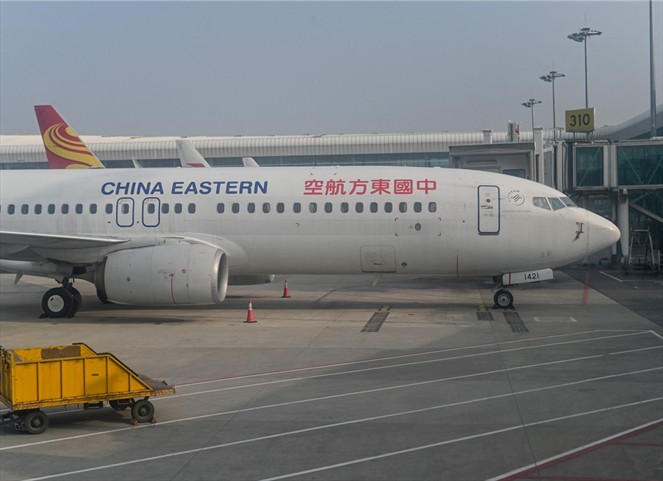 Featured image for “Un avión con 132 pasajeros se estrella en el suroeste de China”