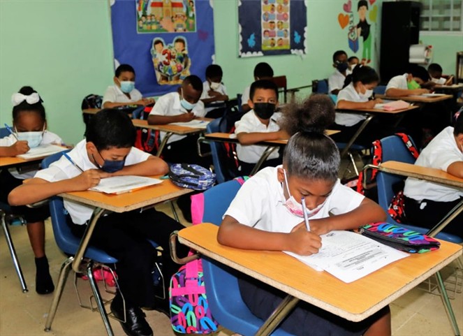 Noticia Radio Panamá | Realizan diagnóstico de nivel de lectura a 323 mil alumnos de primero a cuarto grado