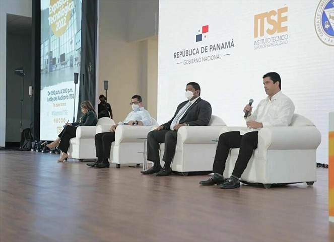 Noticia Radio Panamá | ITSE recibe financiamiento por $75 millones para desarrollo de la educación superior