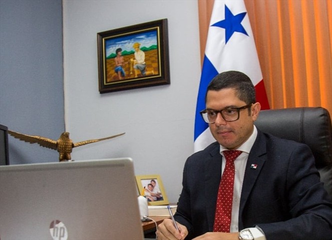 Noticia Radio Panamá | Propuesta para reducir la jornada laboral a 4 días no ha sido presentada al Mitradel