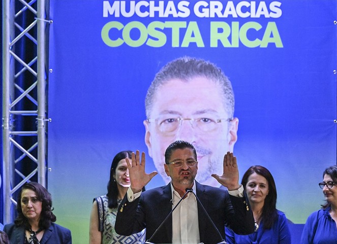 Featured image for “Rodrigo Chaves, del escándalo por acoso a la presidencia de Costa Rica”