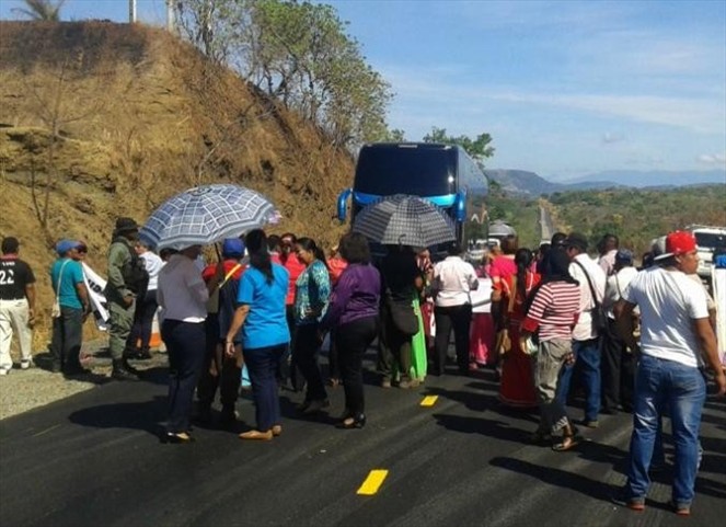 Noticia Radio Panamá | Gremios empresariales reportan pérdidas económicas por cierres en la Panamericana, piden acción del presidente Cortizo