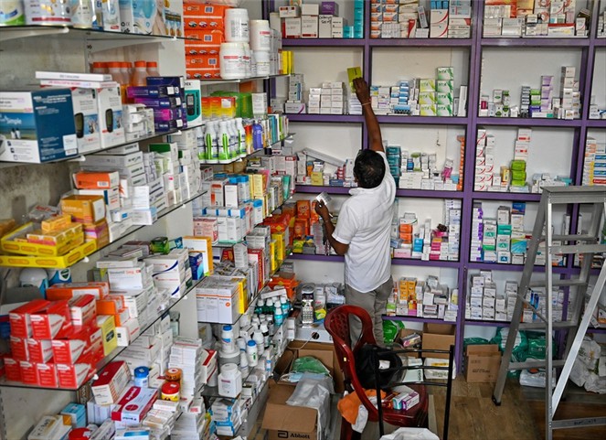 Noticia Radio Panamá | Sri Lanka se enfrenta a una crisis sanitaria debido a la falta de medicamentos