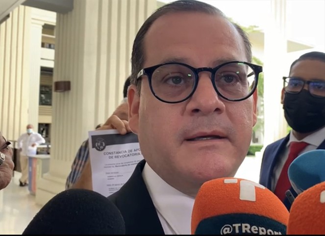Noticia Radio Panamá | Roberto Ruiz Díaz considera que el alcalde Fábrega no tendría derecho a manejar información sobre los firmantes
