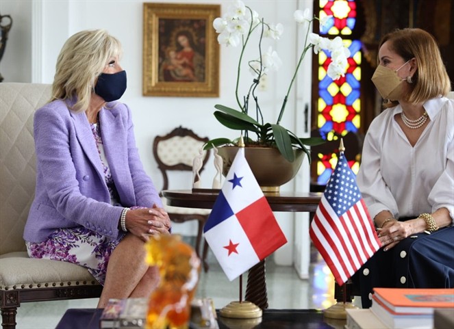 Noticia Radio Panamá | Jill Biden inicia gira en Panamá y reuniones con la primera dama Yazmín Cortizo